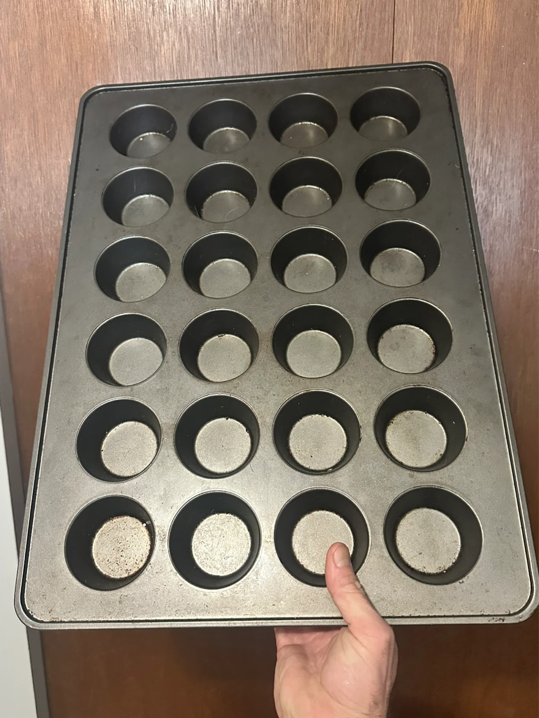 nonstick 24 muffin pan