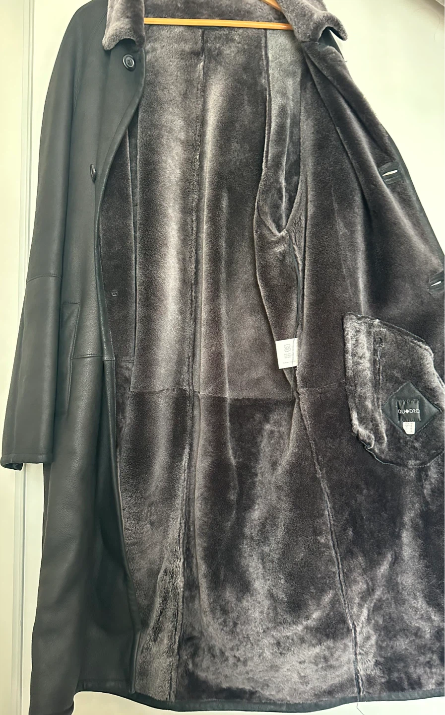 Leather coat with natural fur - photo 2