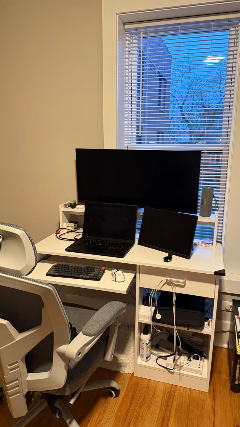 Computer Desk with Hutch and Keyboard Tray
