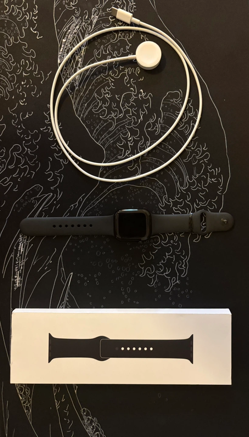 Apple Watch Series 10 42mm (GPS,Black Aluminum) Great Condition