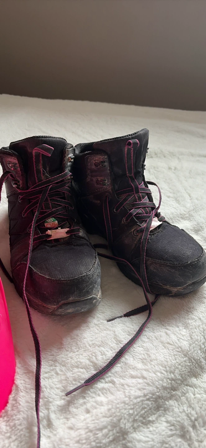 Pink Safety Hard Hat and Black Work Boots - photo 3