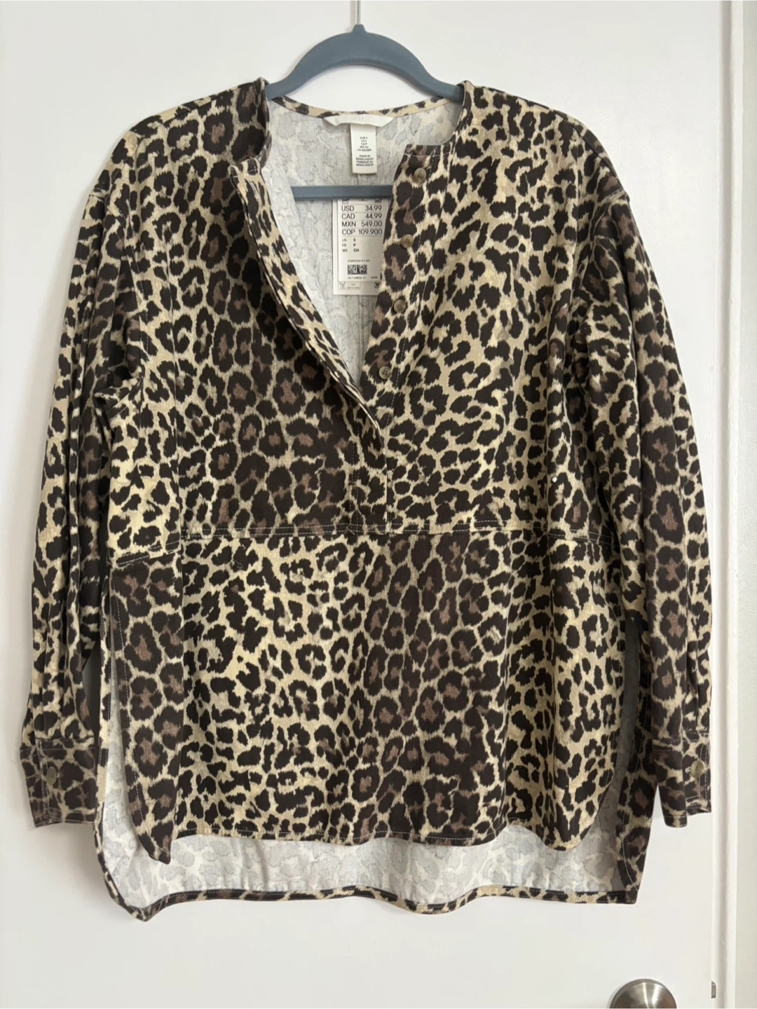 New H&M Leopard Print Long Sleeve Shirt Size S