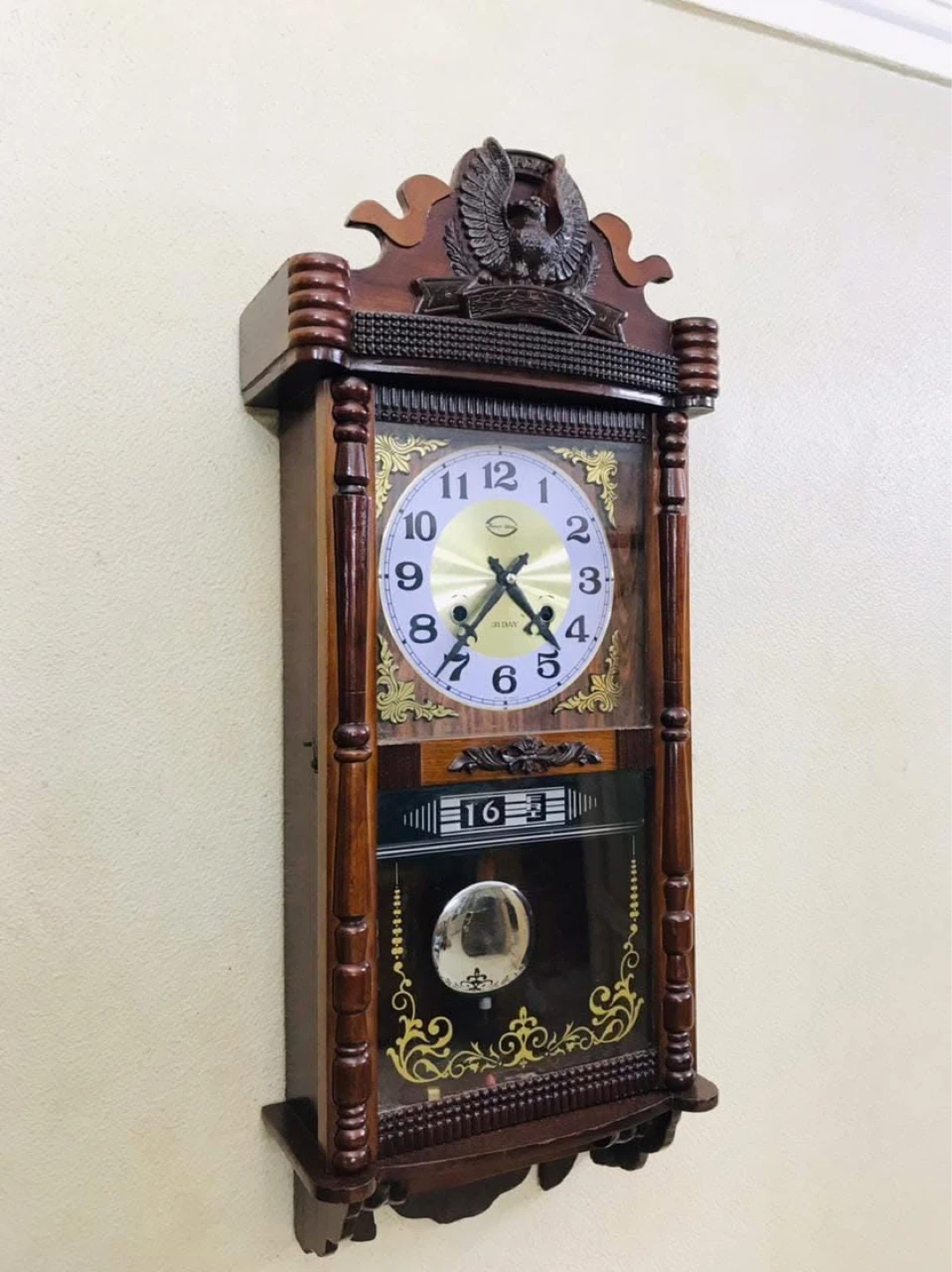 Three Star 31 Day Wall Clock - photo 2