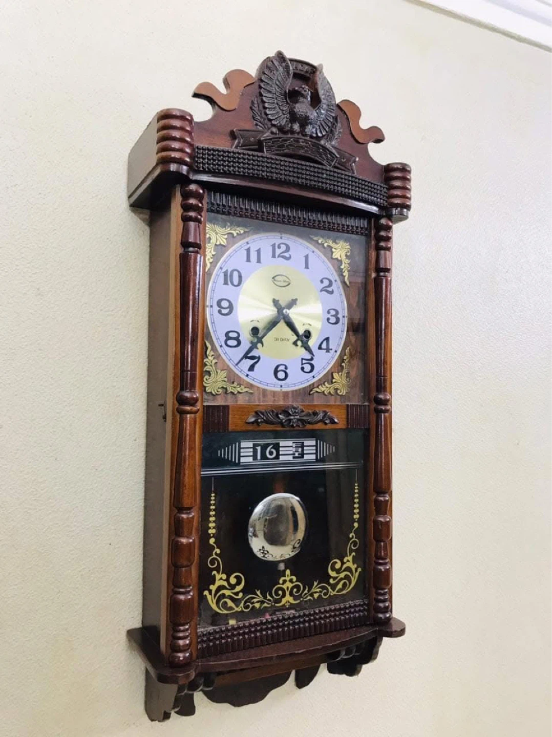 Three Star 31 Day Wall Clock