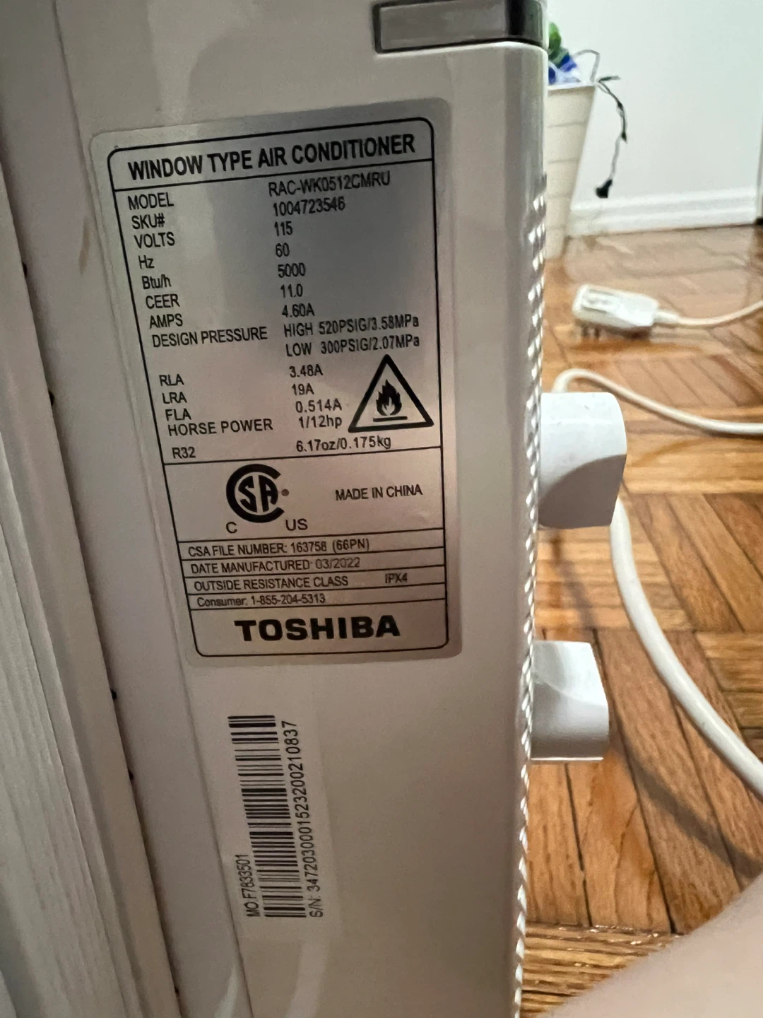Toshiba Window Air Conditioner - photo 4