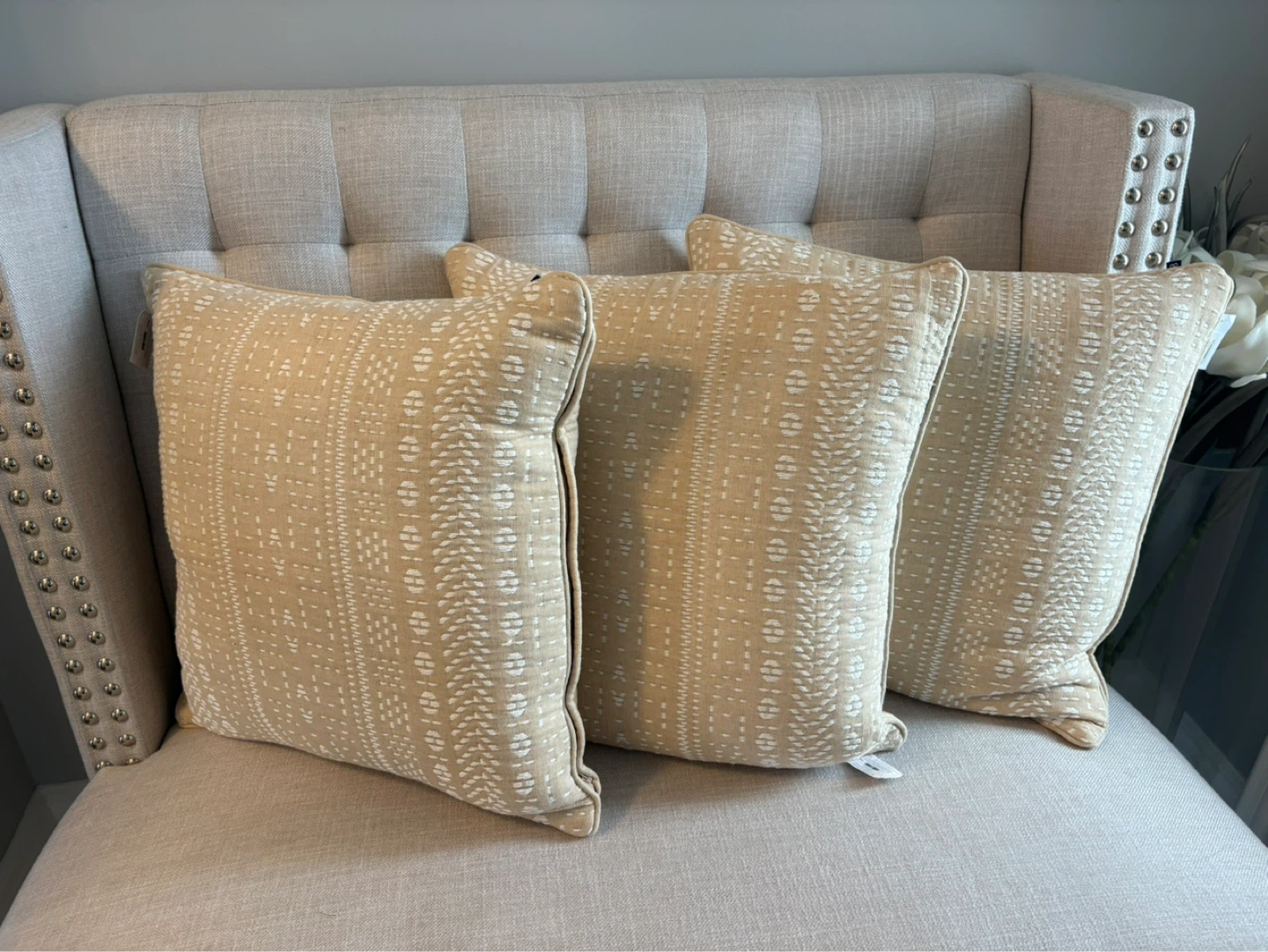 Urban barn creme/beige pillows NWT ret $167