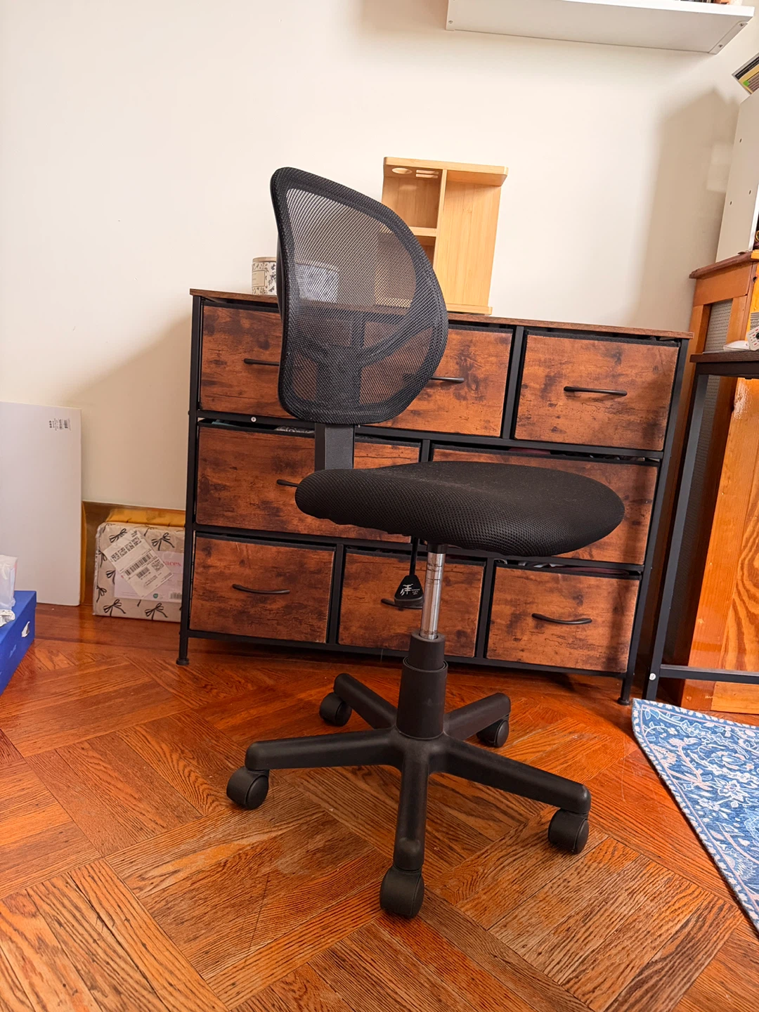 Furniture - photo 2