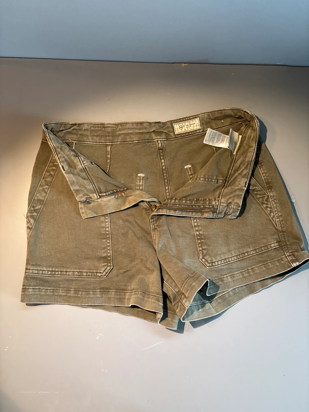 American Eagle Outfitters Cargo Shorts - Olive Green