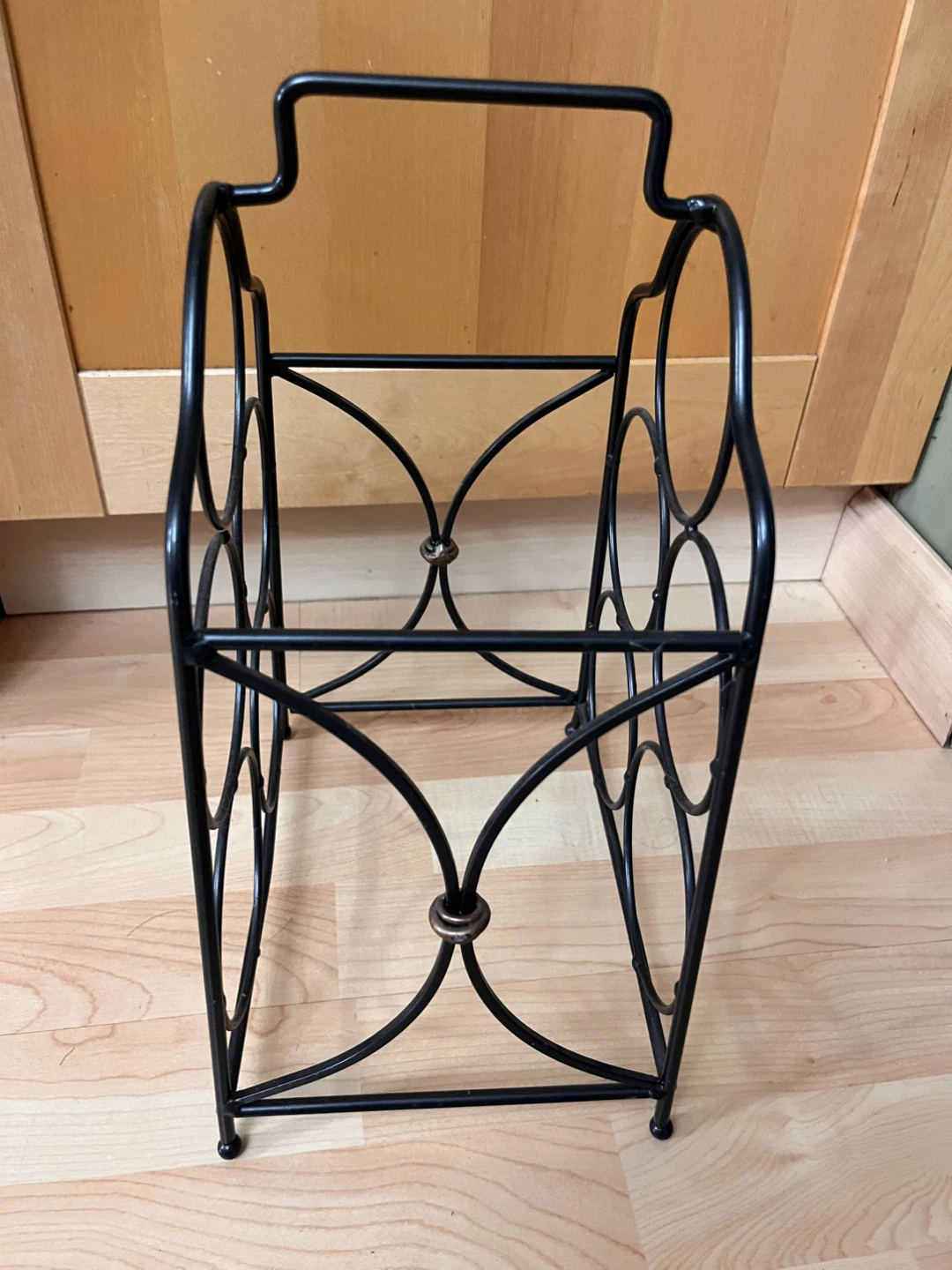 Decorative Metal Wine Rack Sturdy - photo 3