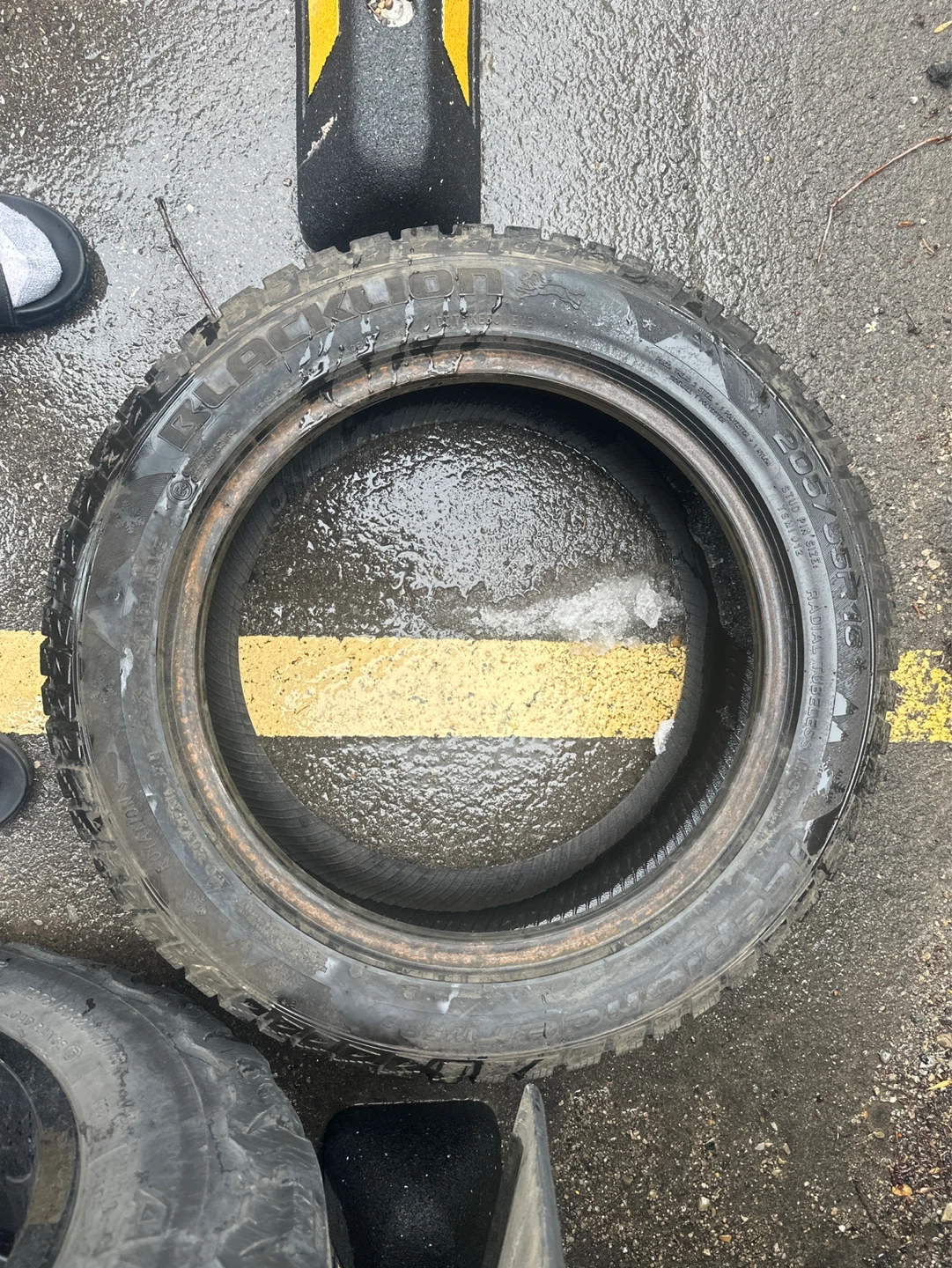 CLARKTIRE 205/55R16 Winter Tire