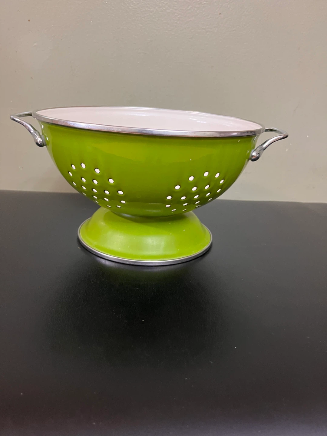 Enamel 9” Colander Pasta Rice Strainer Green