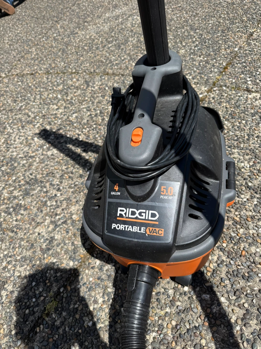 RIDGID 4 Gallon 5.0 Peak HP Portable Wet/Dry Vac