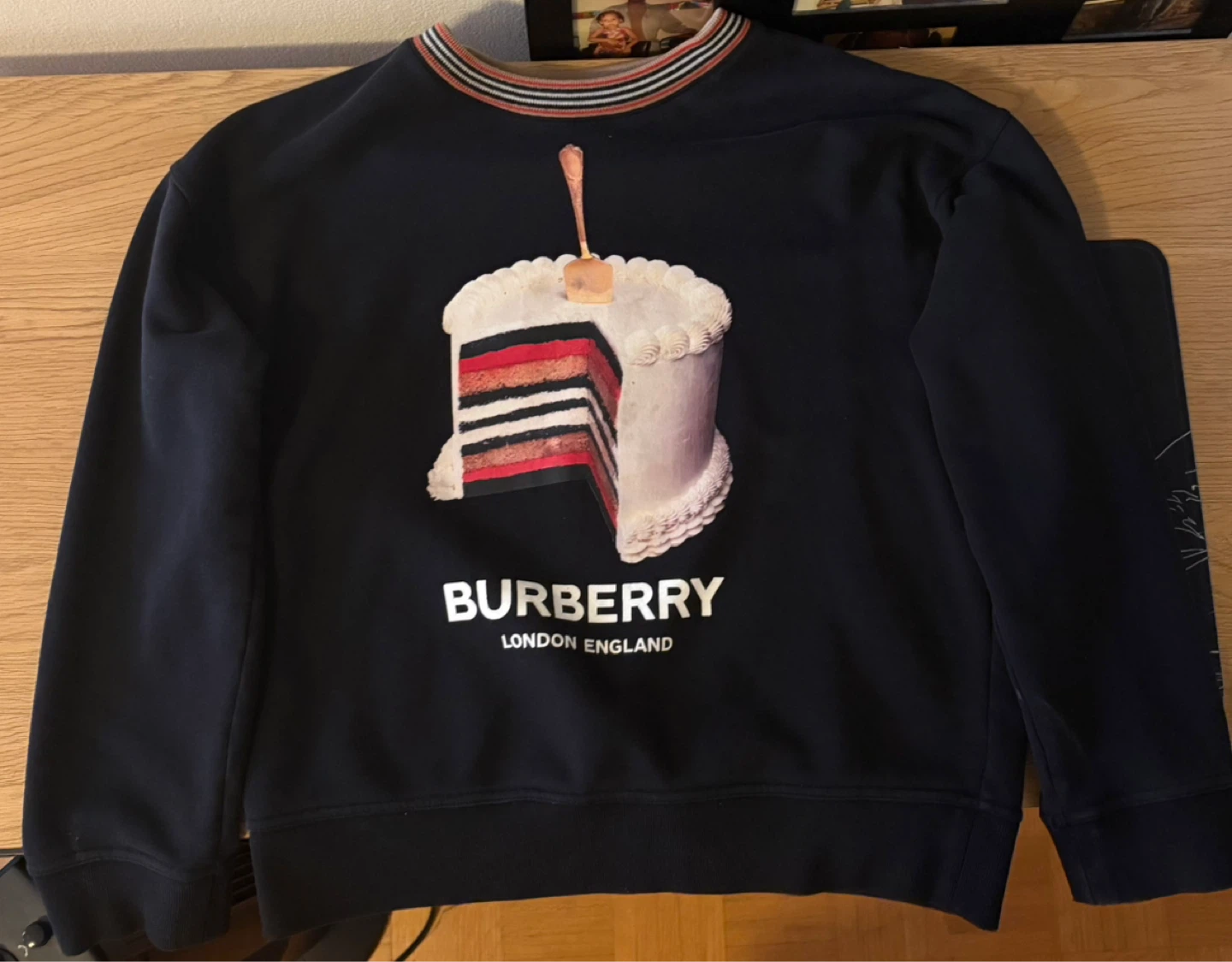 Burberry "Piece of Cake" Graphic Sweatshirt -Black(Size 12Y)