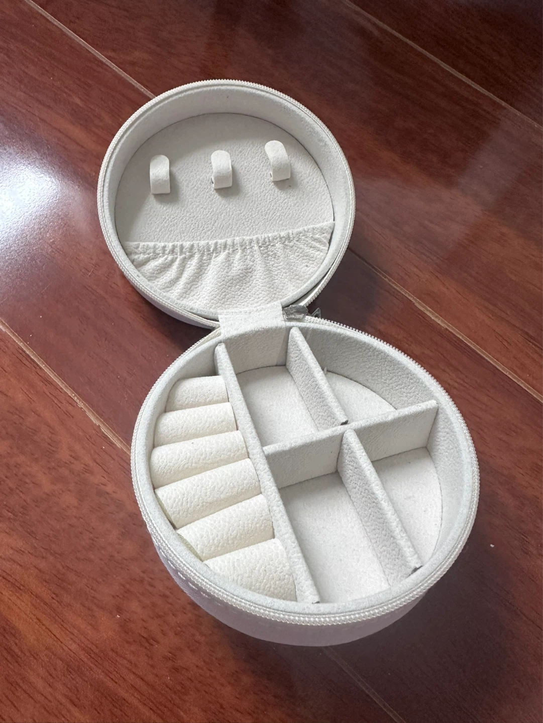 Round Travel Jewelry Organizer Box
