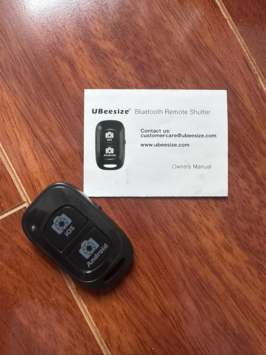 UBeesize Bluetooth Remote Shutter for iOS and Android