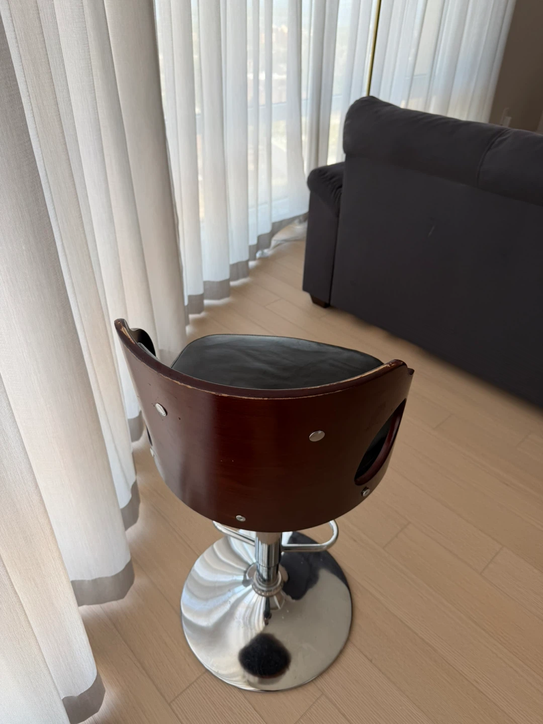 Swivel height adjustable bar stool - photo 5