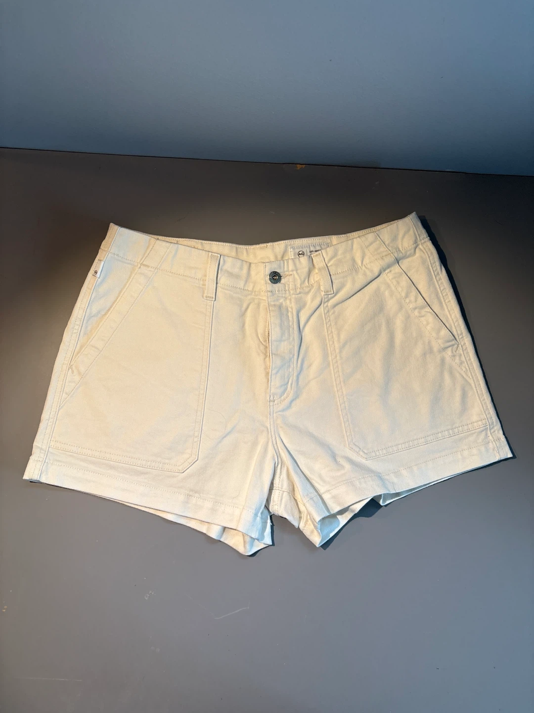 AG Adriano Goldschmied Analog Short High Rise Fit Cream - photo 2