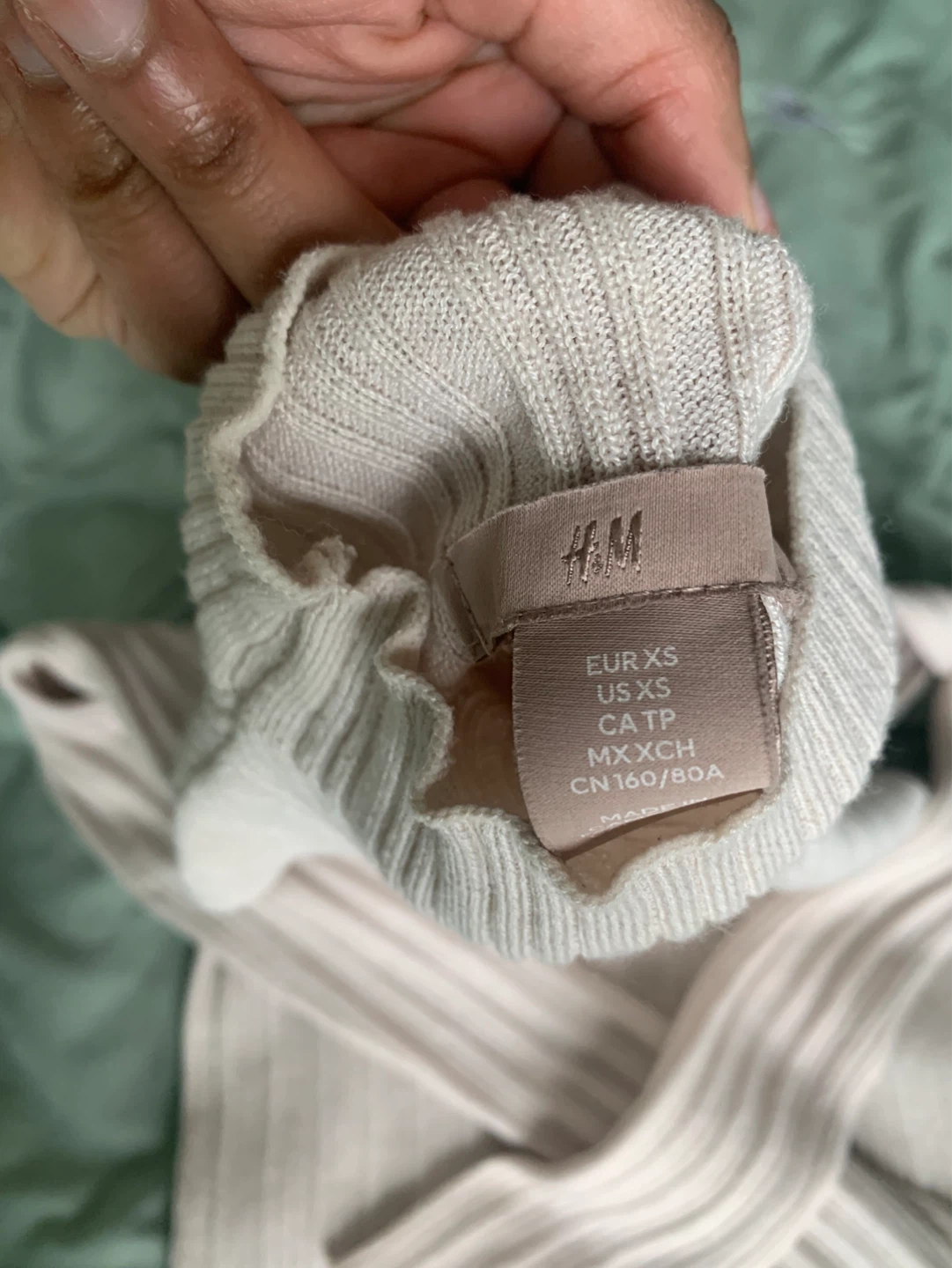H&M Ribbed Mock Neck Sweater - XS - photo 2