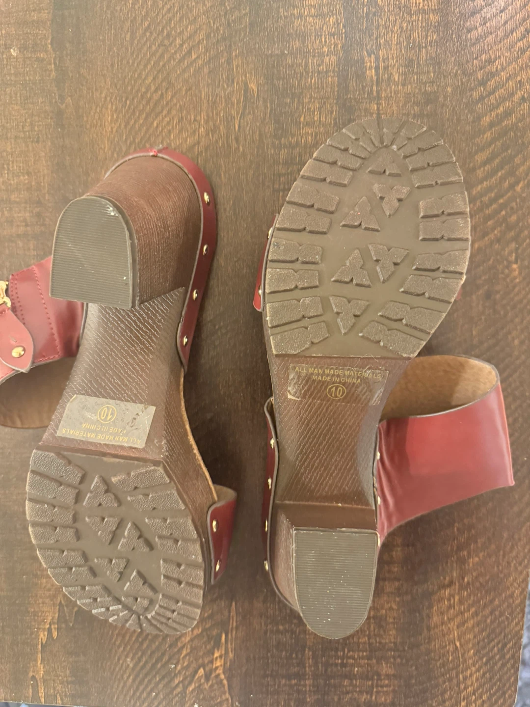 Nature Breeze Women's Red Chunky Heel Clogs Size 10 - photo 3
