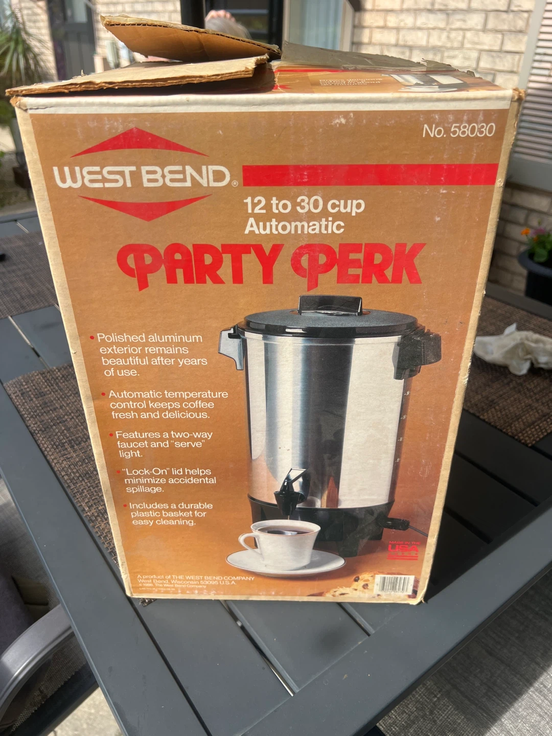 West Bend Automatic Party Perk Coffee Maker 12-30 Cup