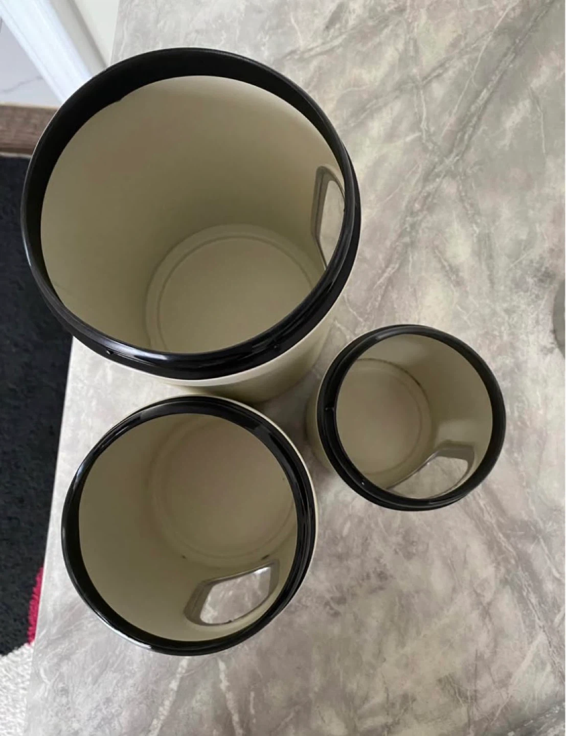 Set of 3 Cream Canisters with Stainless Steel Lids - photo 5