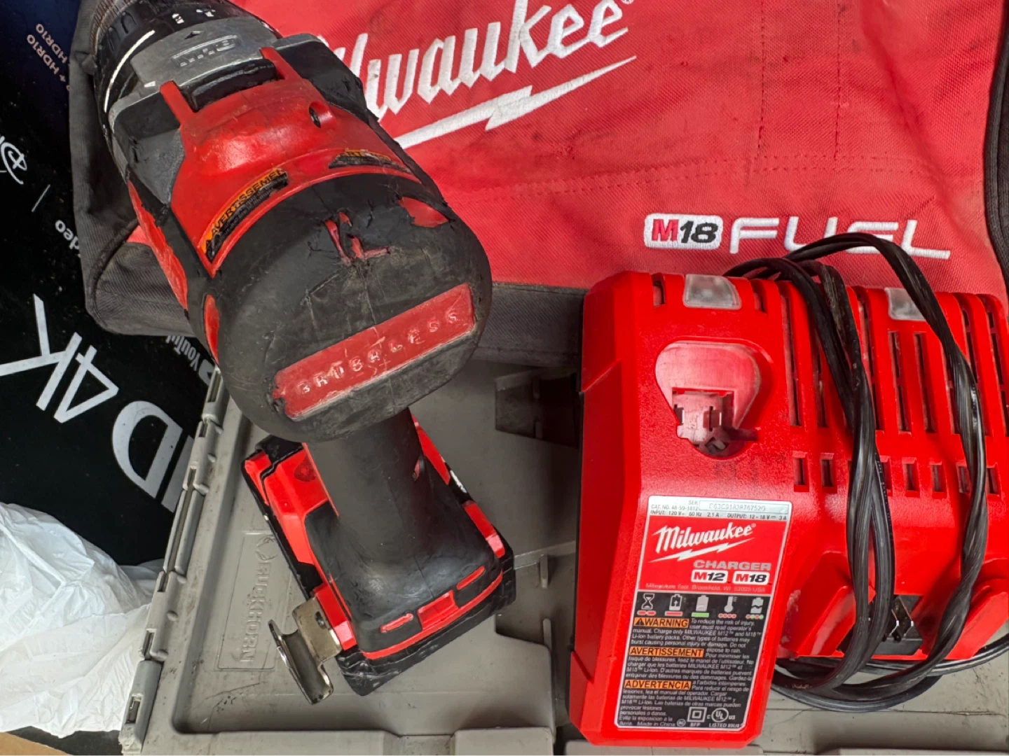Milwaukee M18 FUEL Cordless Drill Combo with Charger - photo 4