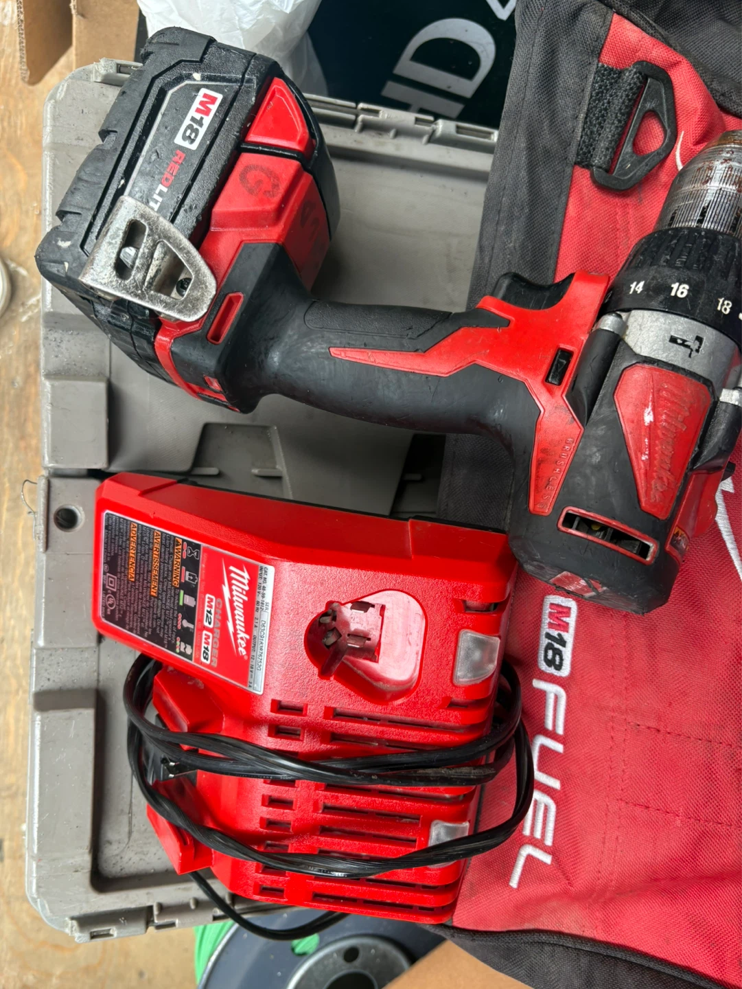 Milwaukee M18 FUEL Cordless Drill Combo with Charger - photo 2