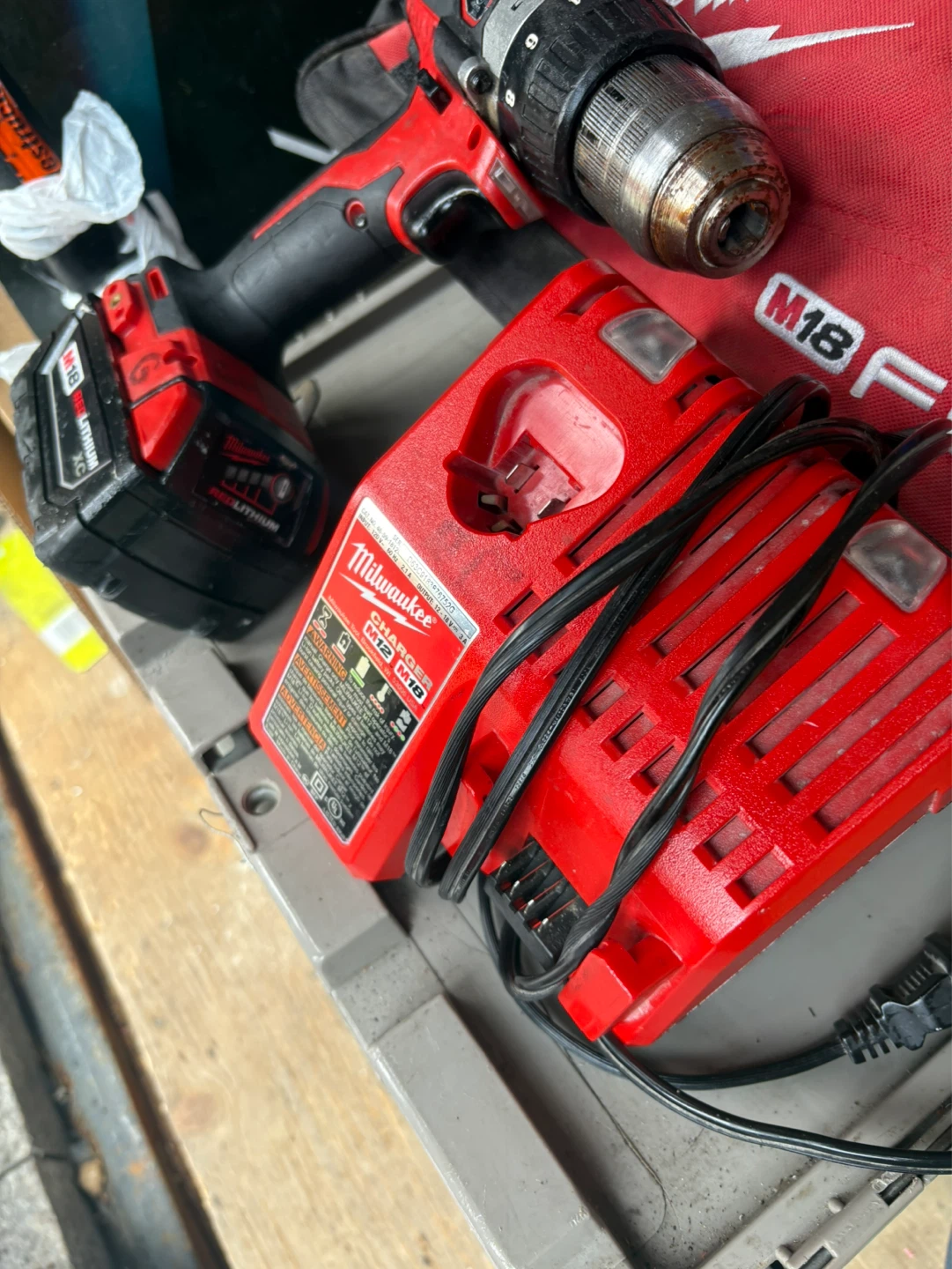 Milwaukee M18 FUEL Cordless Drill Combo with Charger - photo 3