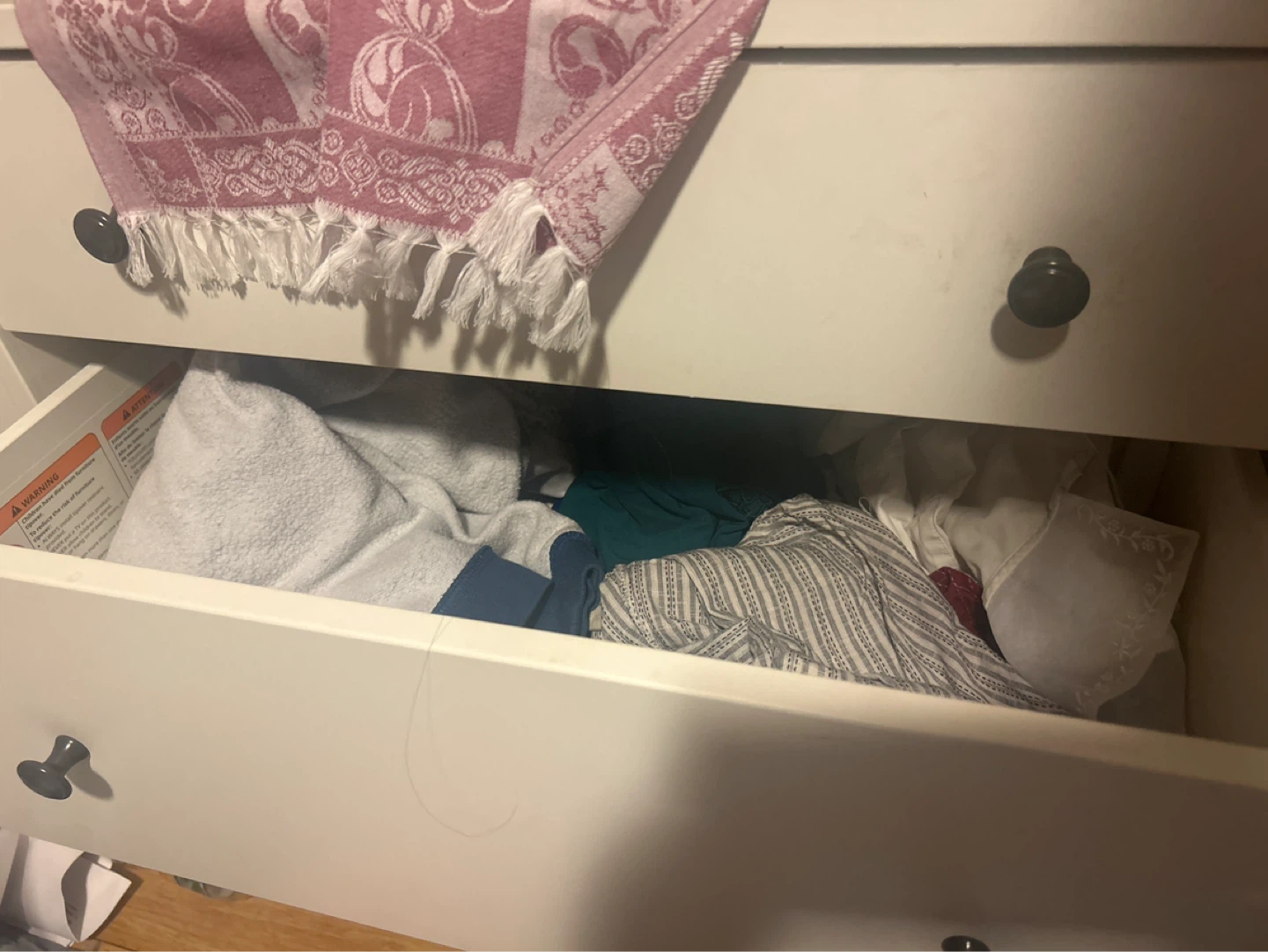 White Dresser with 4 Drawers and 2 Door - photo 3