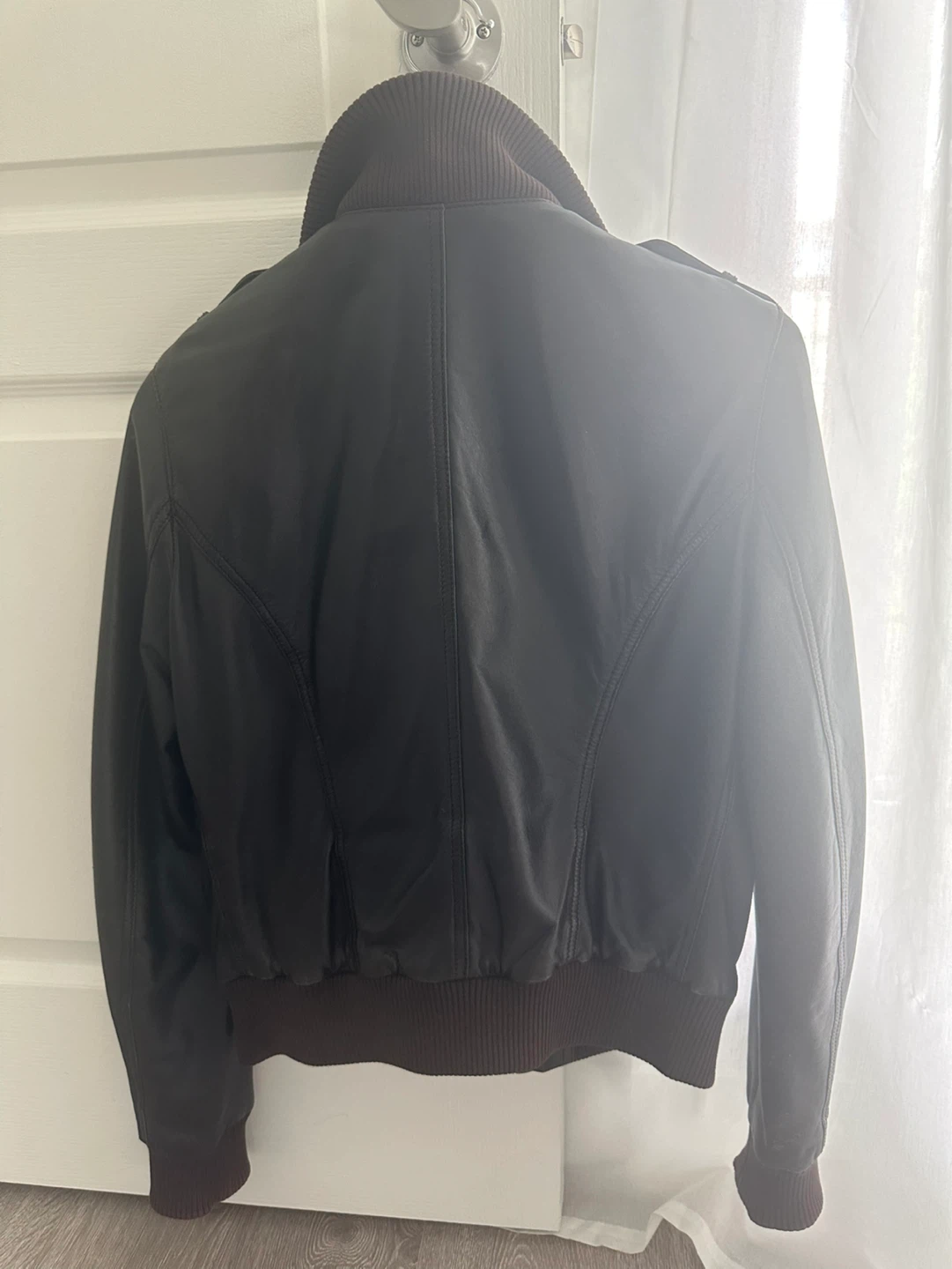 Danier Leather Bomber Jacket - Medium - photo 2