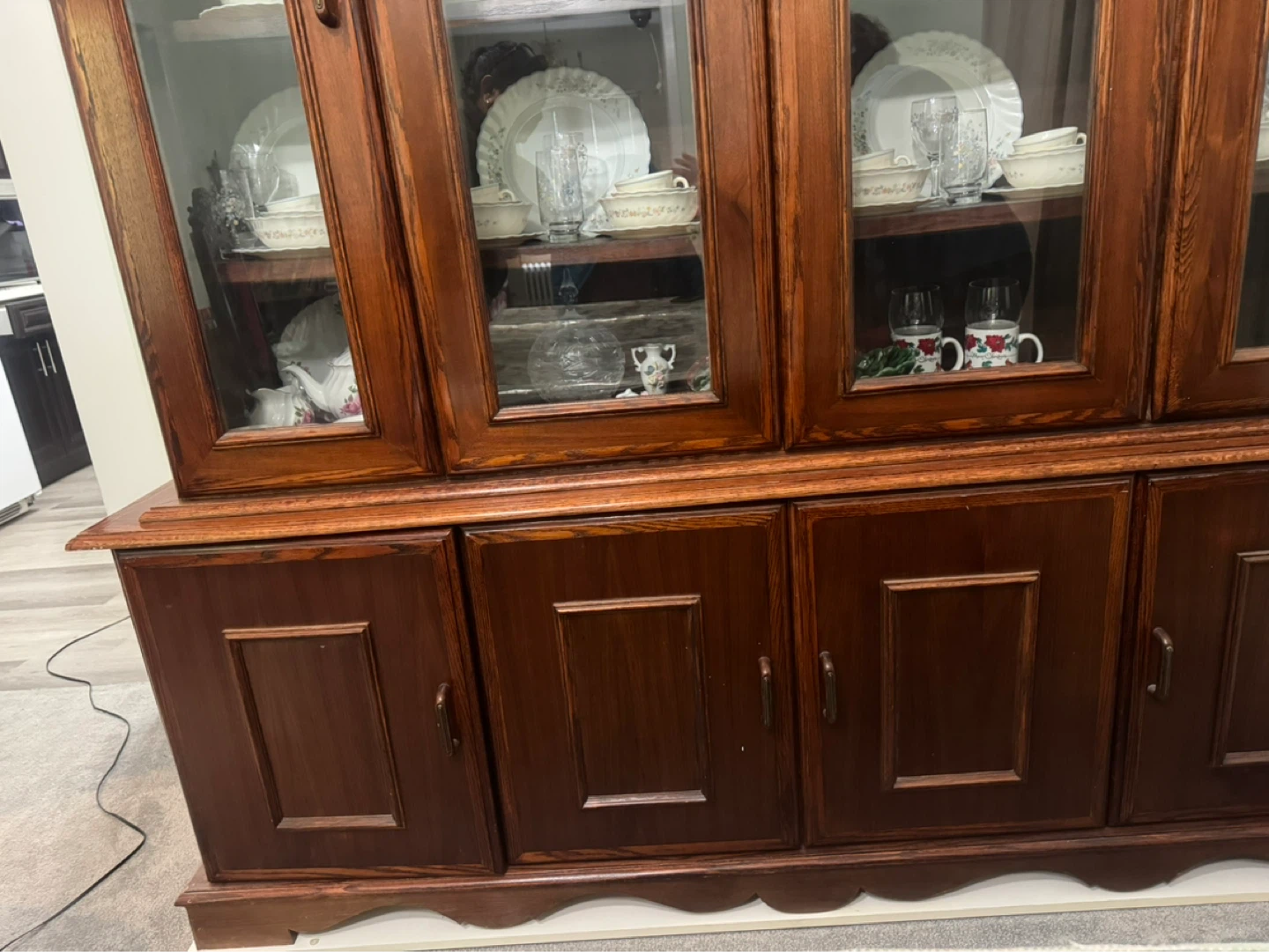 Hutch and Buffet Cabinet - photo 2