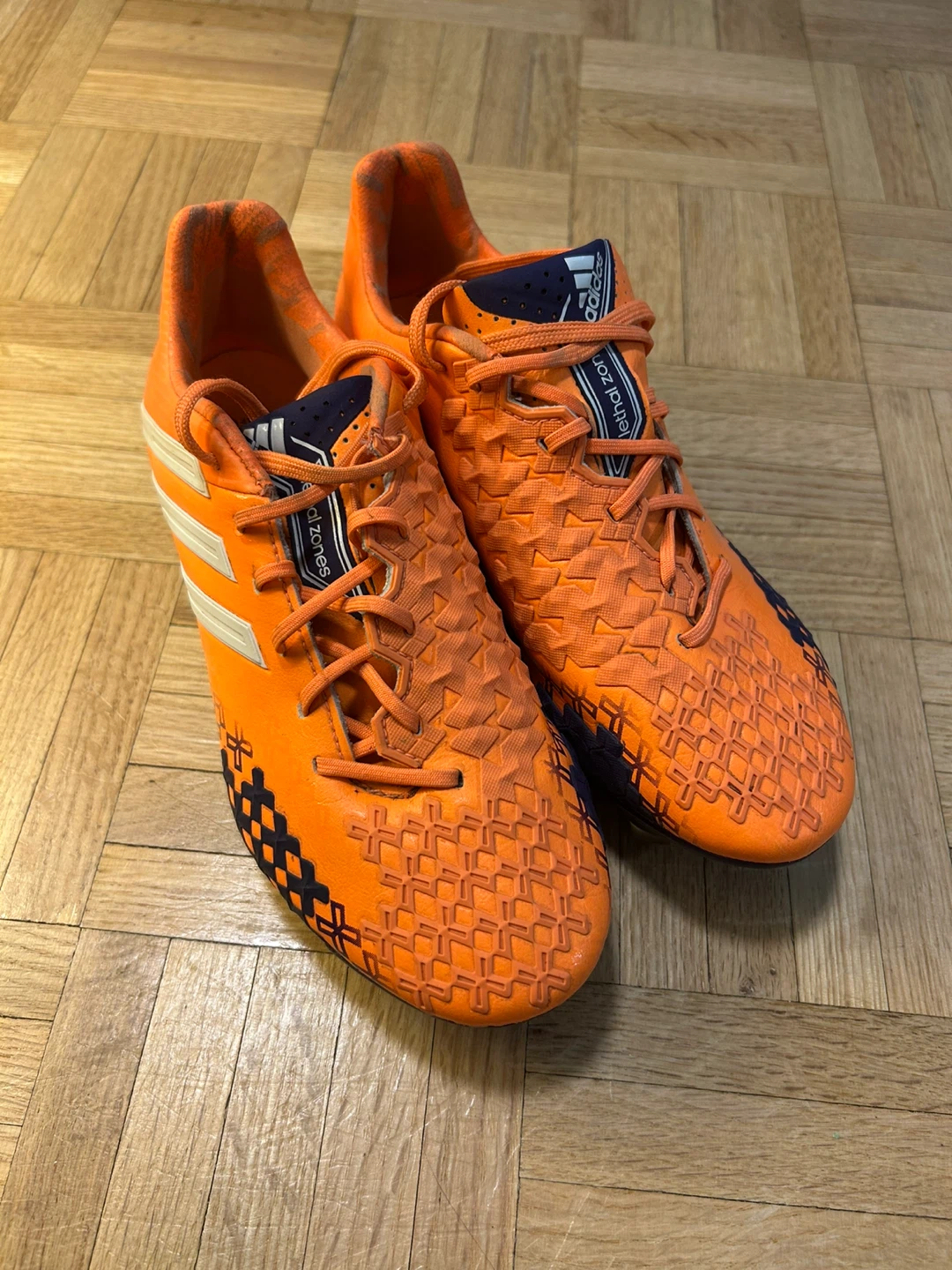 Adidas Soccer Cleats - Kids Size 5 - photo 3