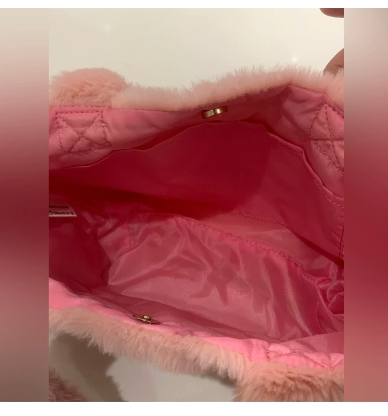 My Melody Plush Faux Fur Tote Bag Price Firm! - photo 4