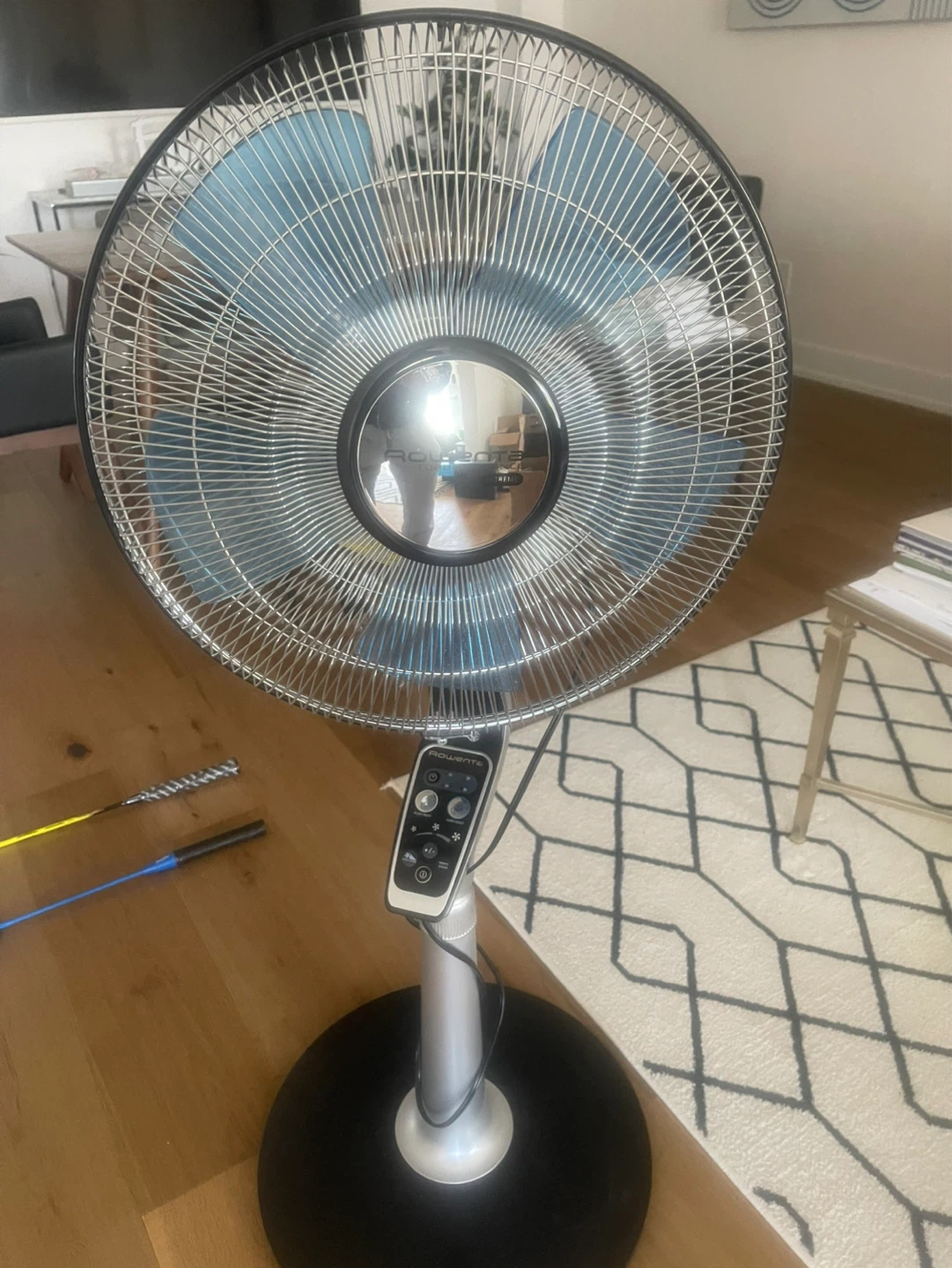 Rowenta Standing Fan