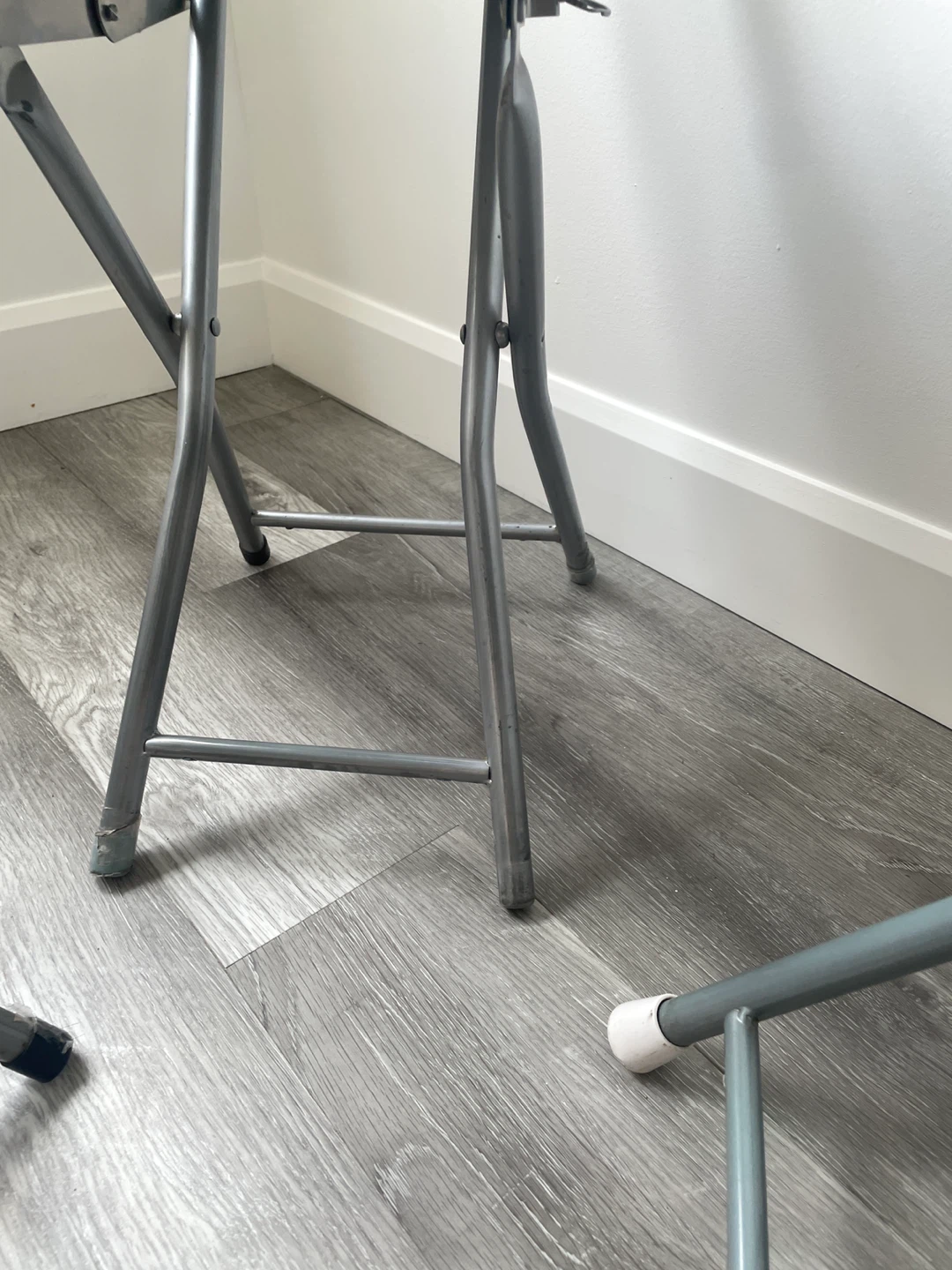 Set of 3 Black Folding Stools with Backrests - photo 5