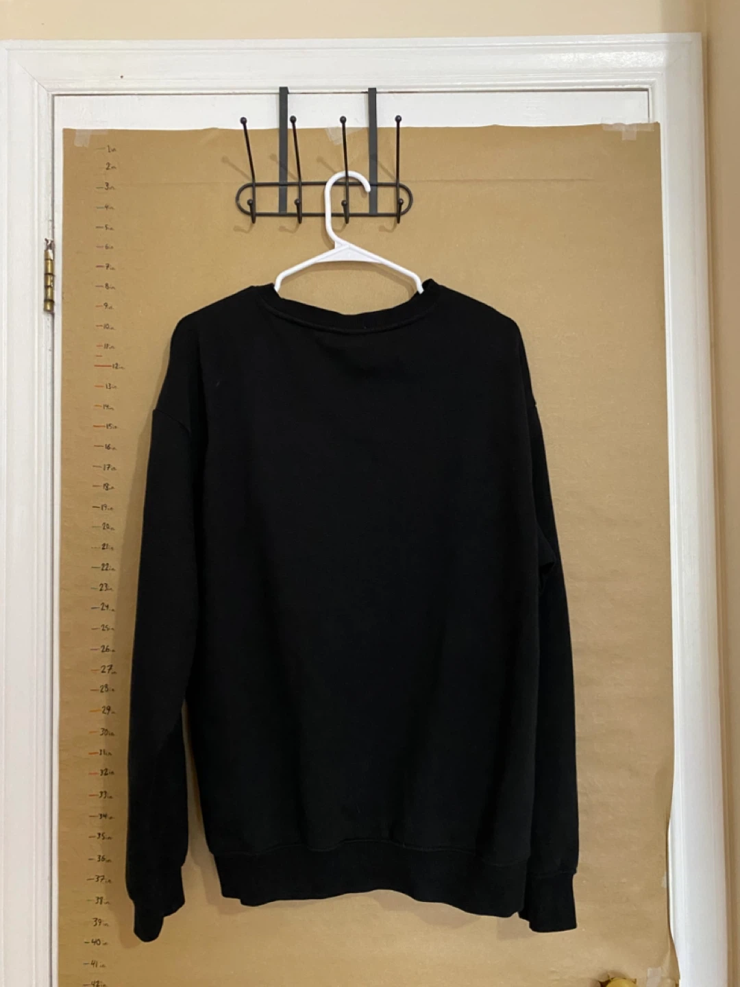 Black Crewneck Sweatshirt - photo 2