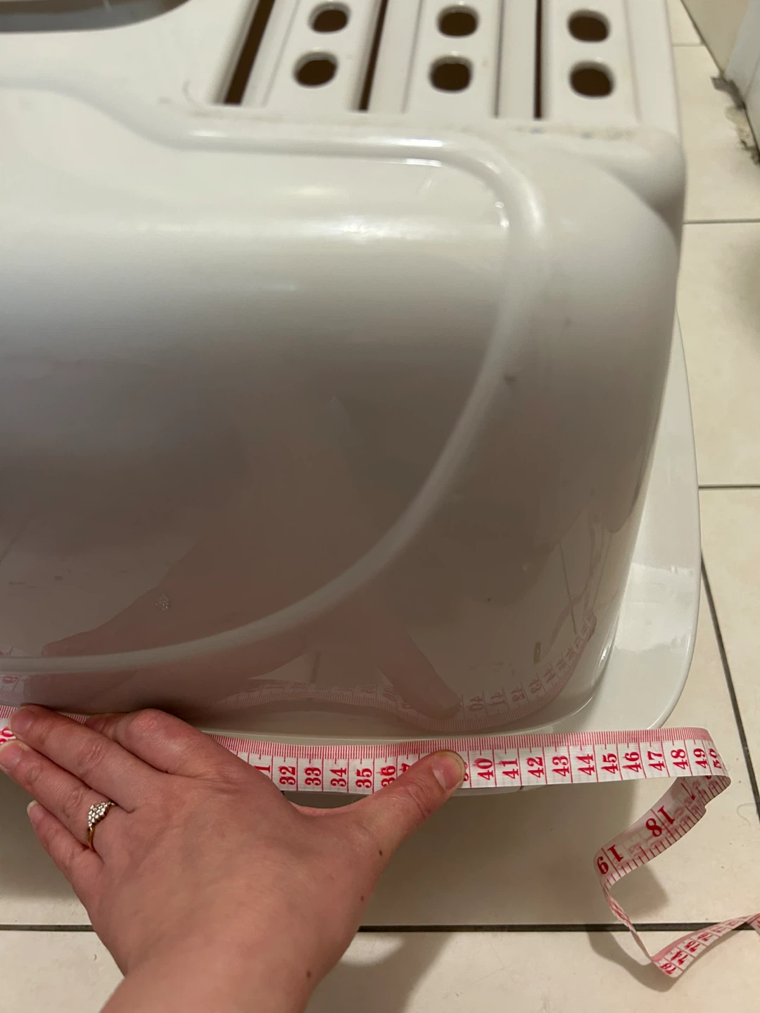 Covered Cat Litter Box (Flaw & Missing Flap) - Off-White - photo 5