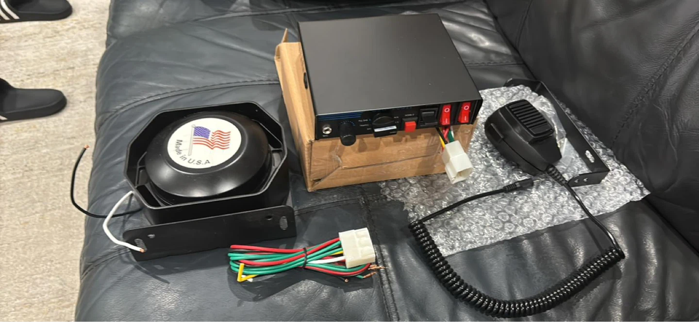 CJB-200W police siren system and SignalDivision TS400-N speaker - photo 3