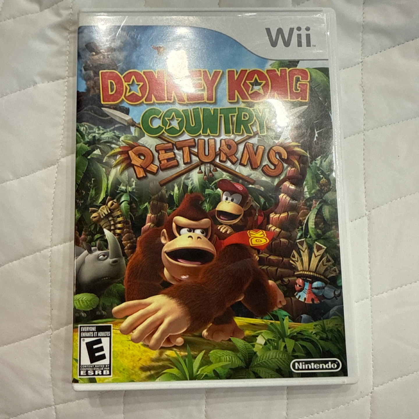 Donkey Kong Country Returns Wii Game - photo 2