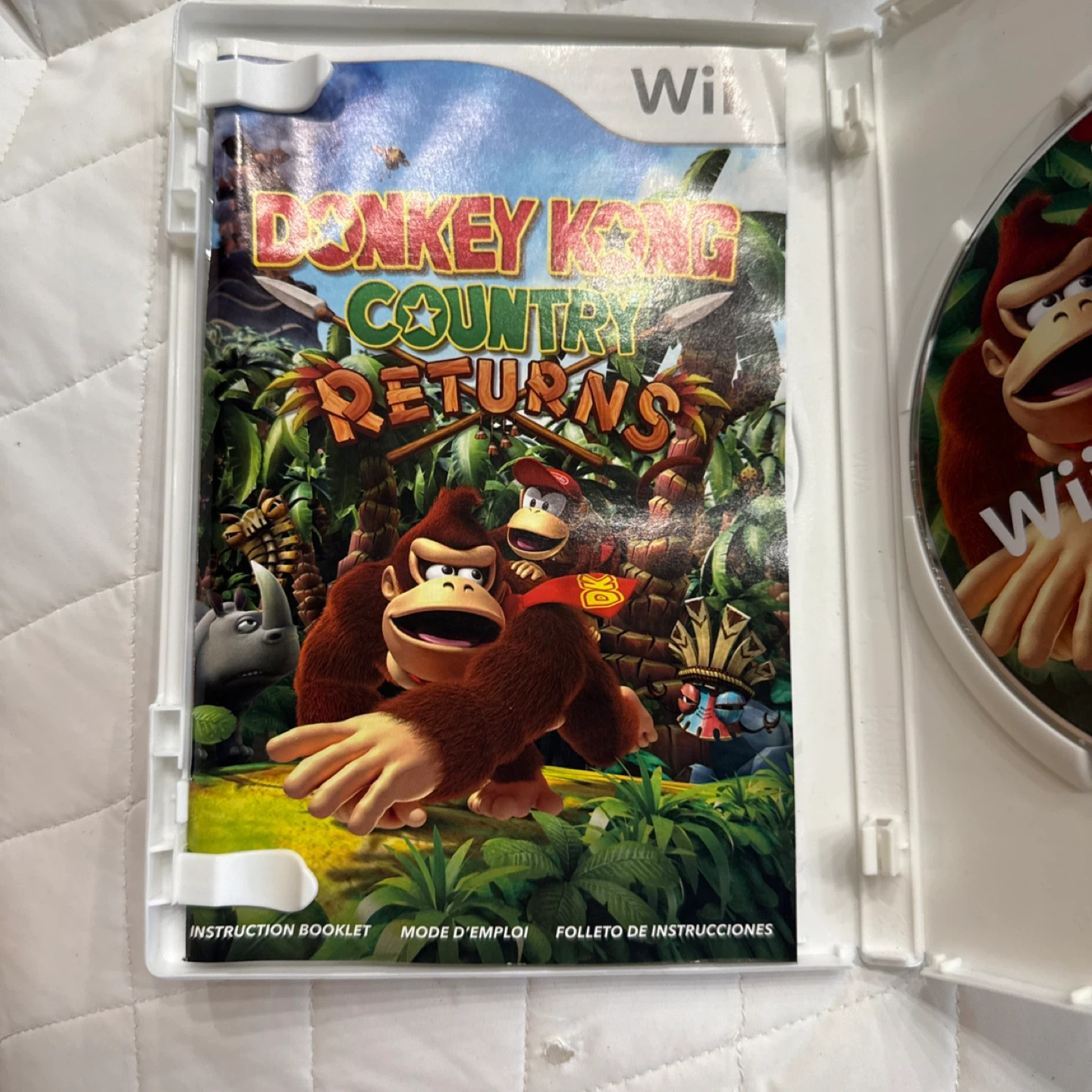 Donkey Kong Country Returns Wii Game - photo 5