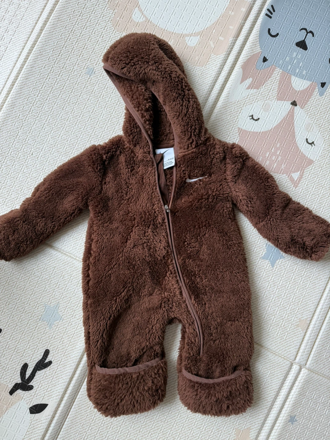 (New) Nike Baby Sherpa Fleece Bodysuit 0-3 months