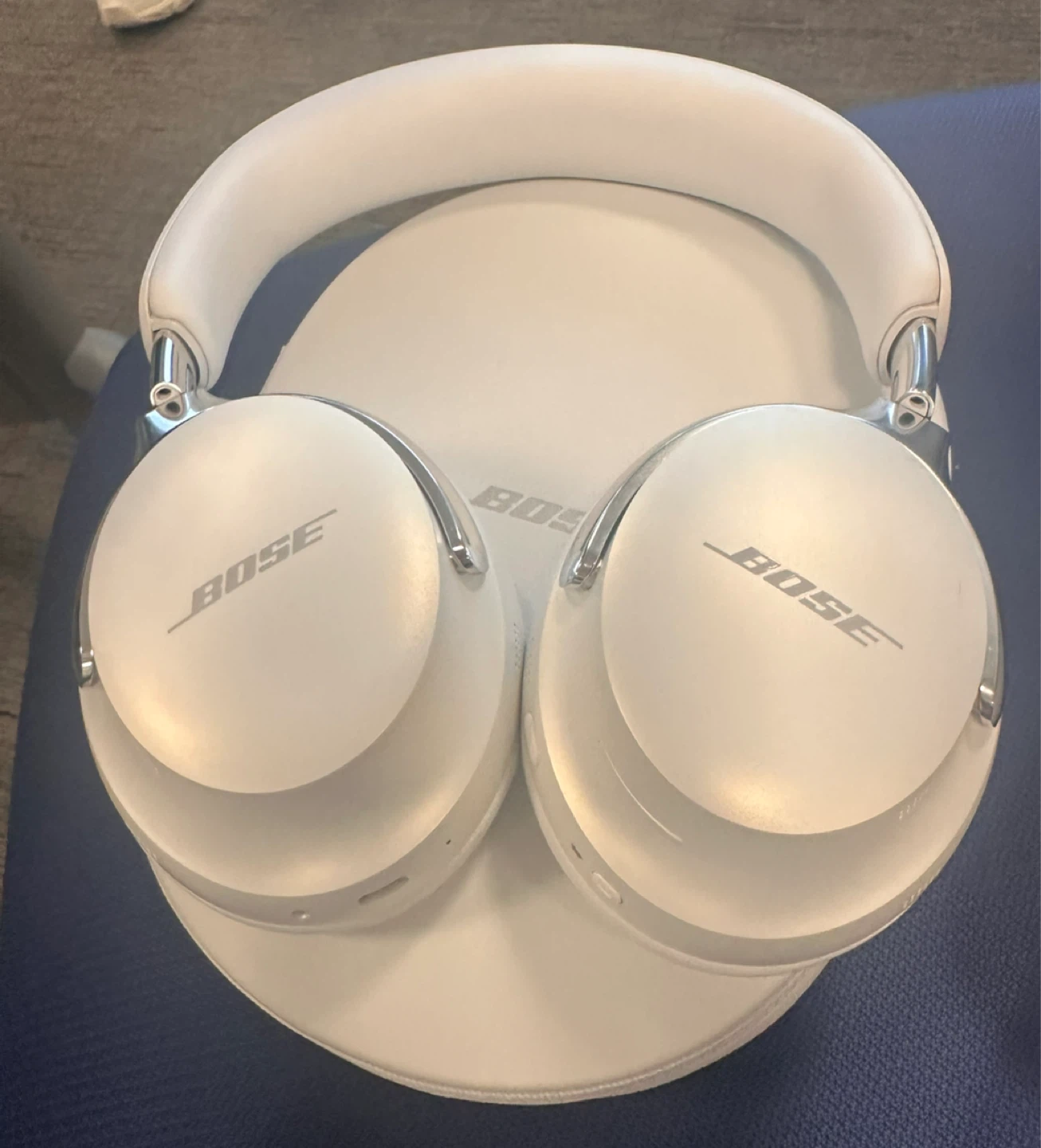 Bose QuietComfort Ultra Headphones - White