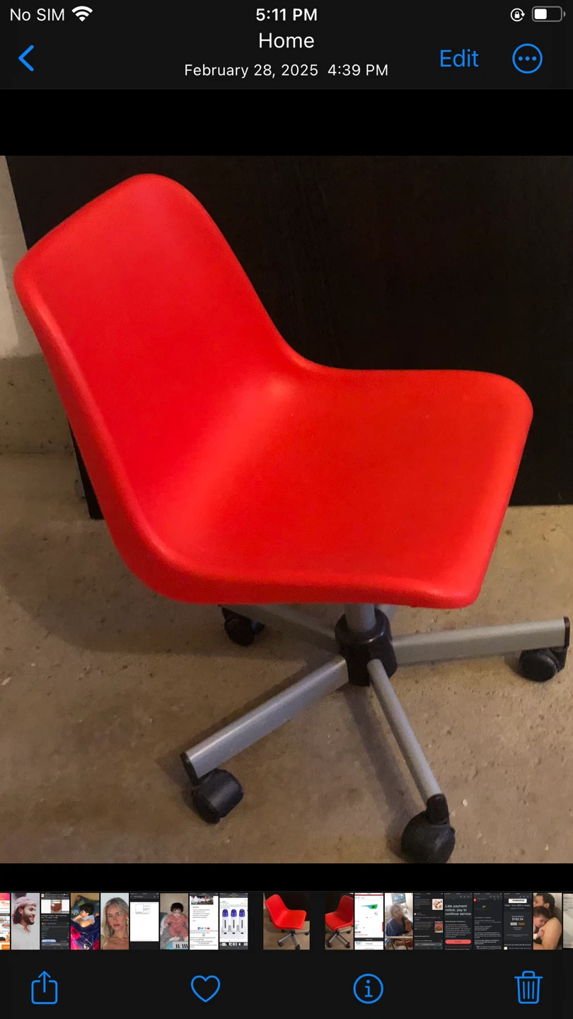 Red Swivel Office Chair for kids - photo 2