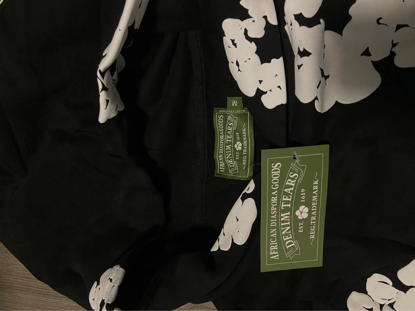 DENIM TEARS Hoodie Black White Flower Print - photo 2
