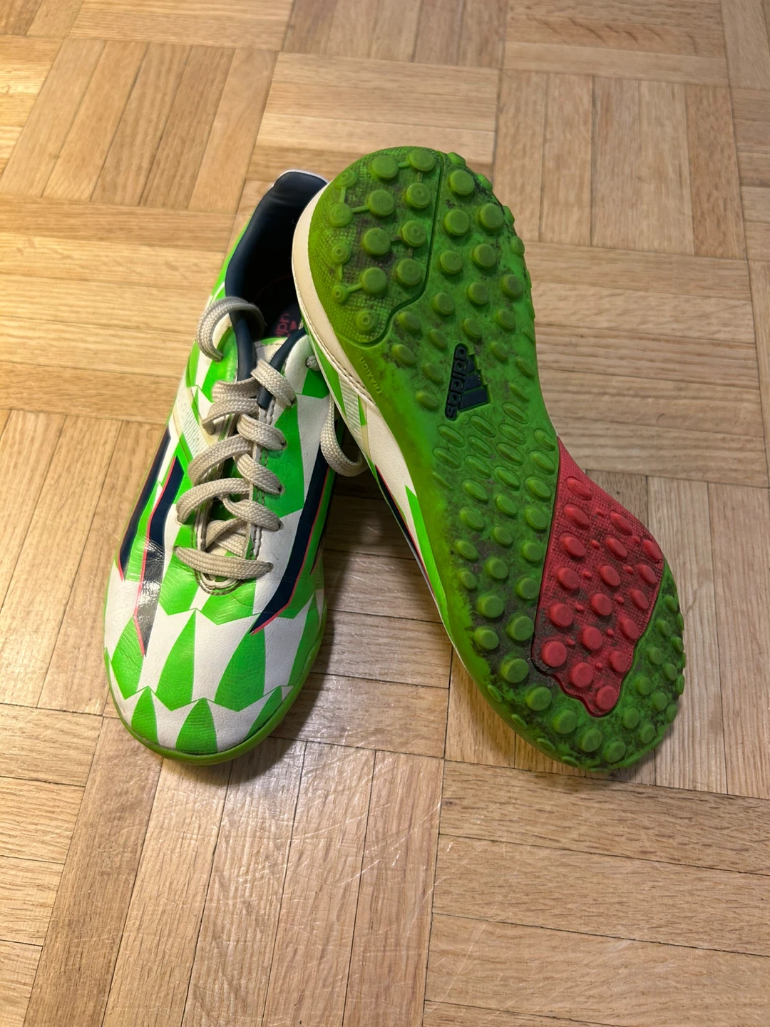 Adidas Turf Soccer Cleats - Preschool Size 13 - photo 2