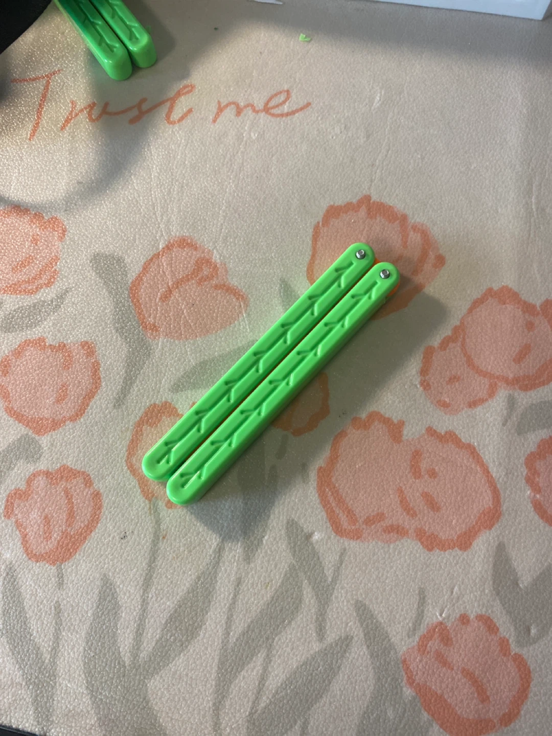 Green Butterfly Knife Toy with Orange Carrot Blade