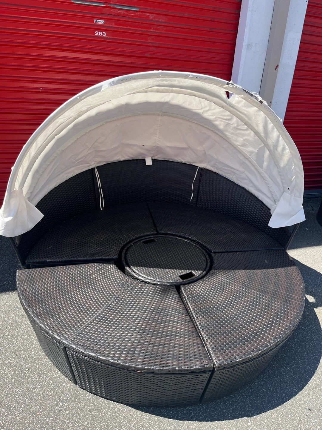 Round Wicker Daybed with Canopy - photo 2