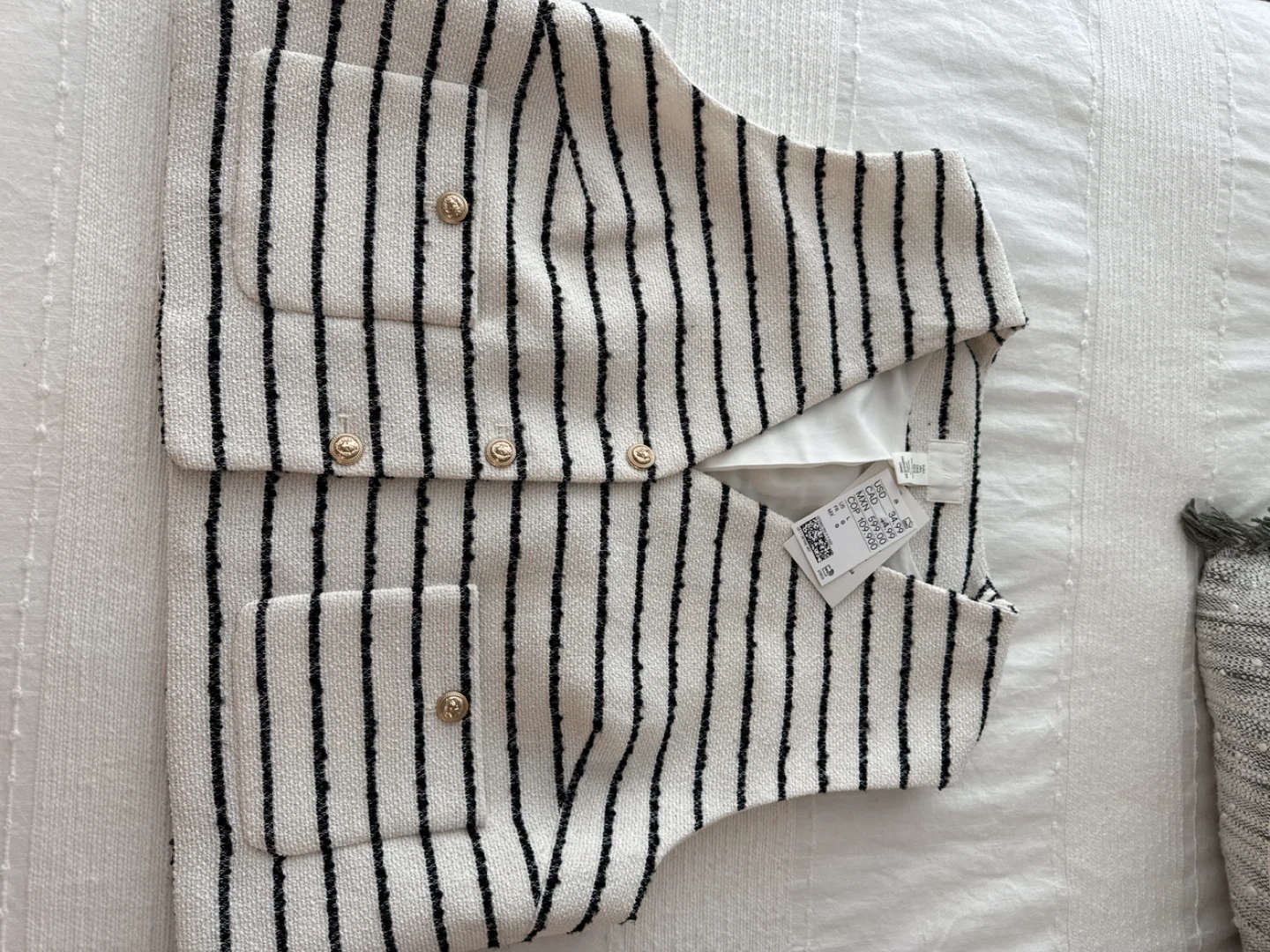 H&M Striped Sleeveless Vest