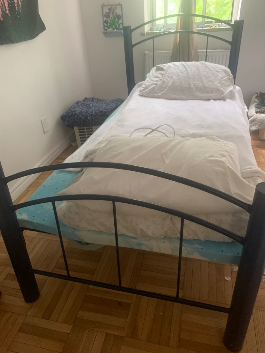 Single Metal Bed Frame