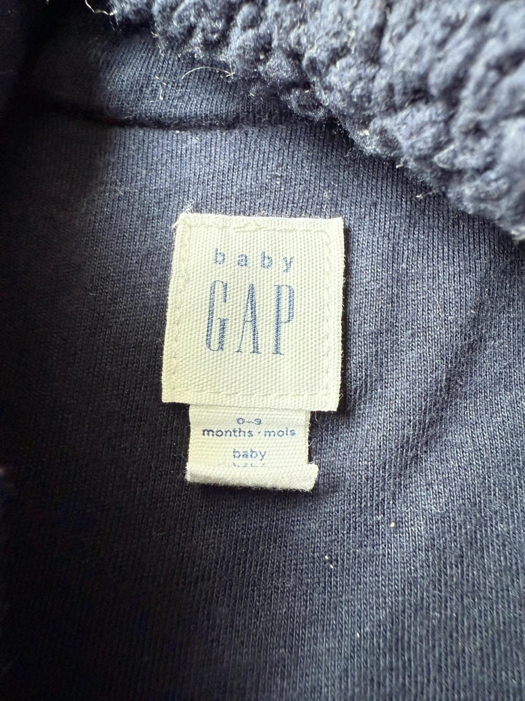 Baby Gap Sherpa Footed Jumpsuit 0-3 Months - photo 2